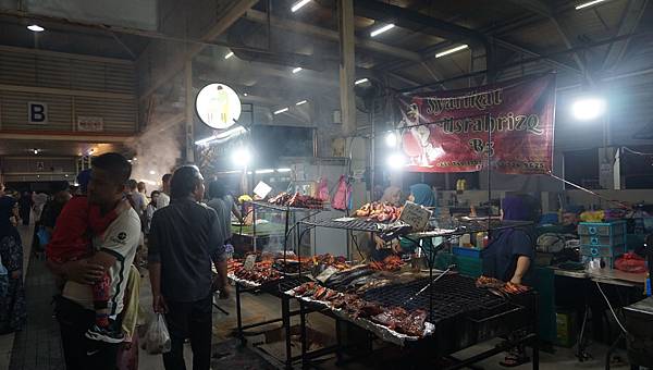 【仙蹤】汶萊❤必食即烤雞肉串燒．當地人都去！汶萊道地平價的夜