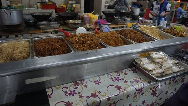 【仙蹤】汶萊❤必食即烤雞肉串燒．當地人都去！汶萊道地平價的夜