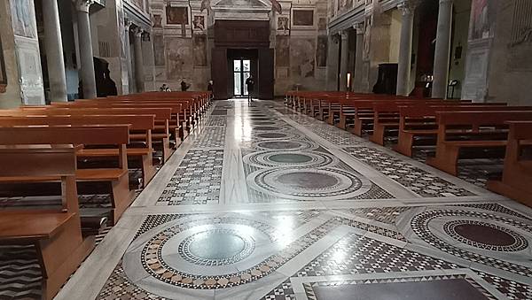 【仙蹤】意大利．羅馬❤羅馬最古老的教堂之一．擁有華麗馬賽克的