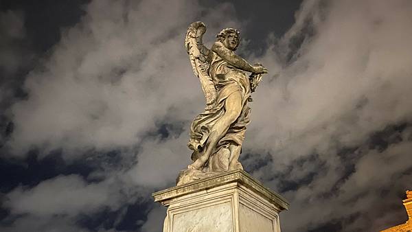 【仙蹤】意大利．羅馬❤大天使米迦勒守護的避難所．經歷過動盪歷