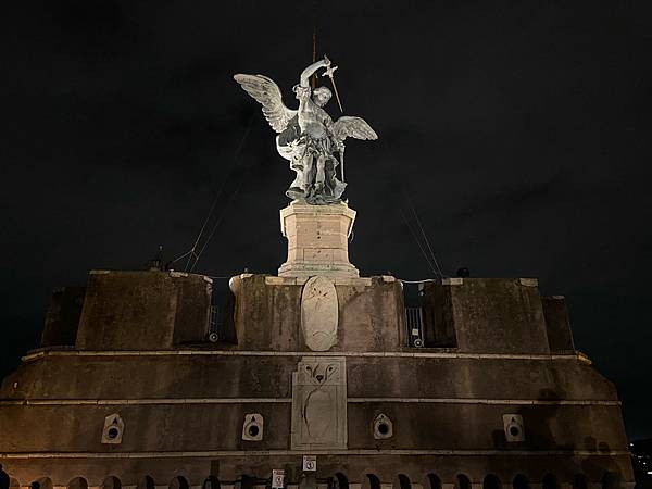【仙蹤】意大利．羅馬❤大天使米迦勒守護的避難所．經歷過動盪歷
