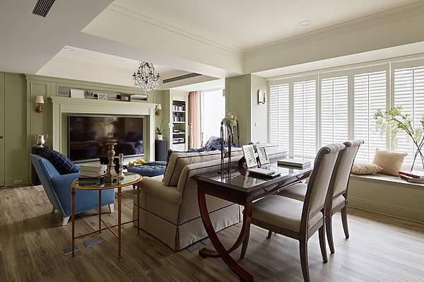 04222016_06_R.jpg 04222016_06_R.jpg