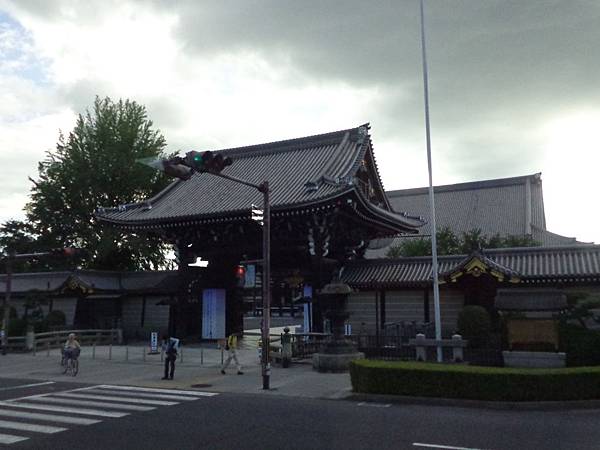 西本願寺(路過車上拍，沒進去