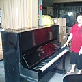 MOM &piano