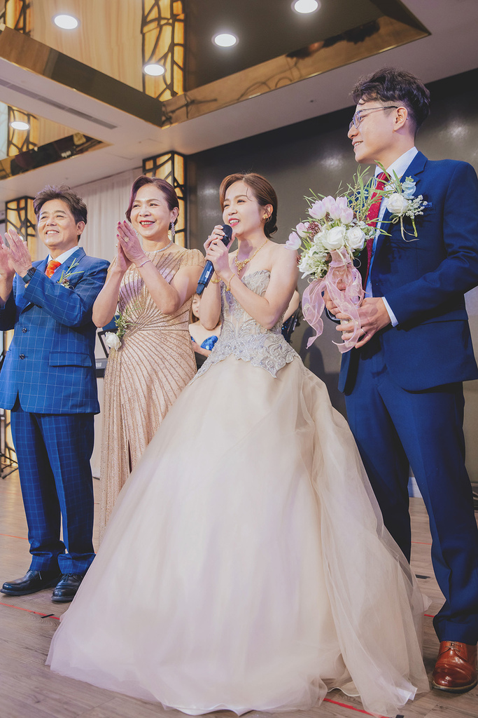 連毅 + 依玲 文定