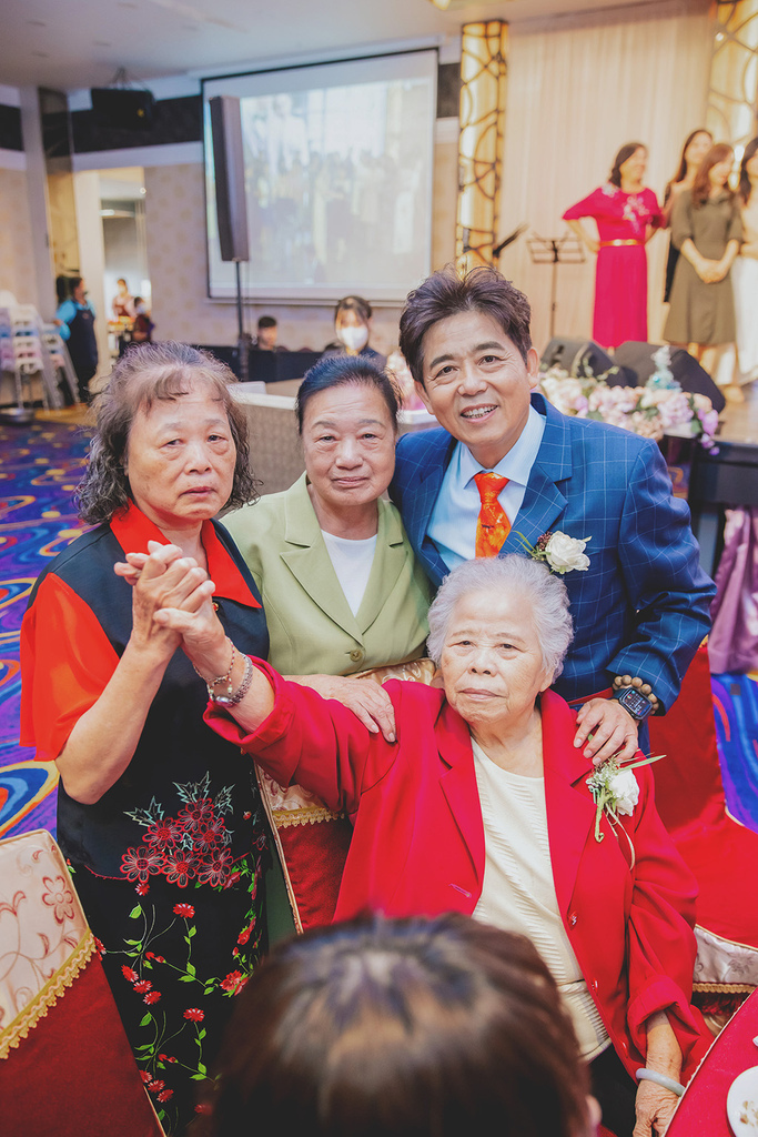 連毅 + 依玲 文定