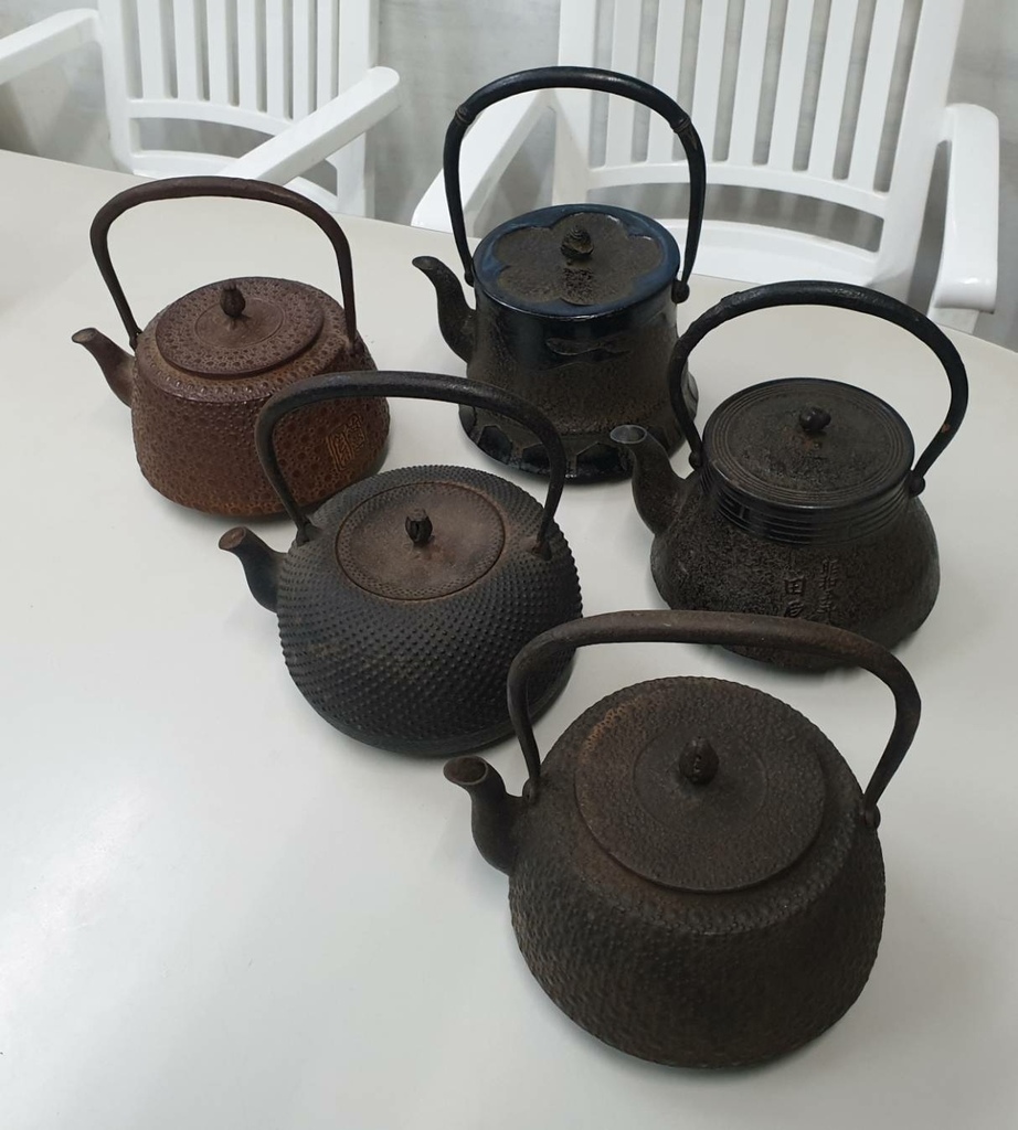 煎茶道具 燻銀 銅瓶 湯沸 急須 yw20, 純銀製 湯沸 阿古陀形 龍口 鳴り金付き 伊藤一政堂作 純銀