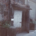 r001-011.jpg
