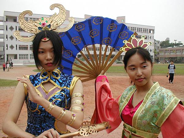 2002-35 054.jpg