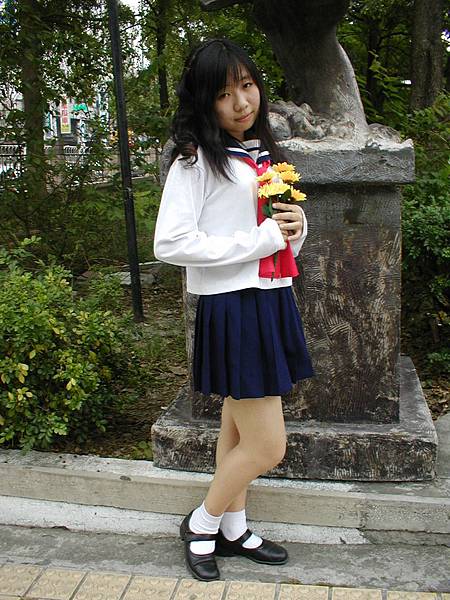 2002-4 013.jpg