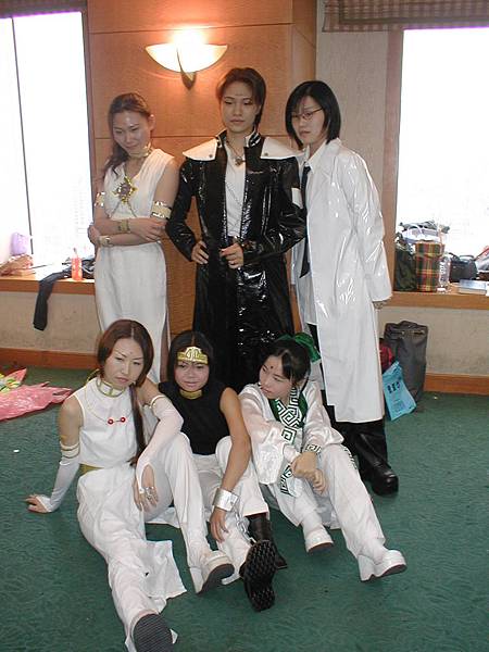 2002-4 052.jpg
