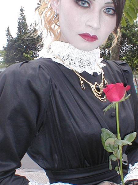 2002-5 028.jpg