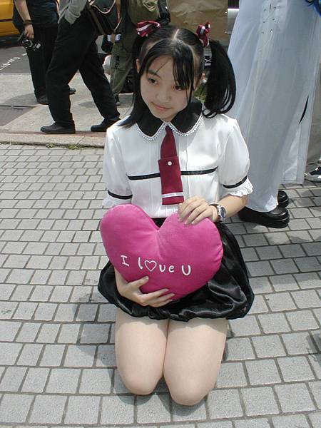 2002-5 037.jpg