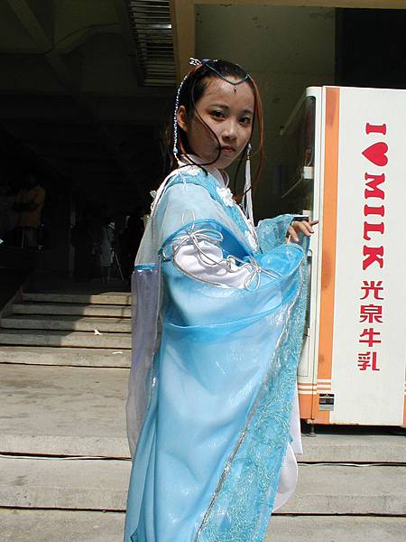 2002-55 045.jpg