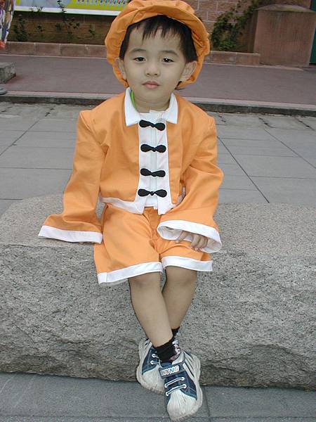 2002-102 026.jpg