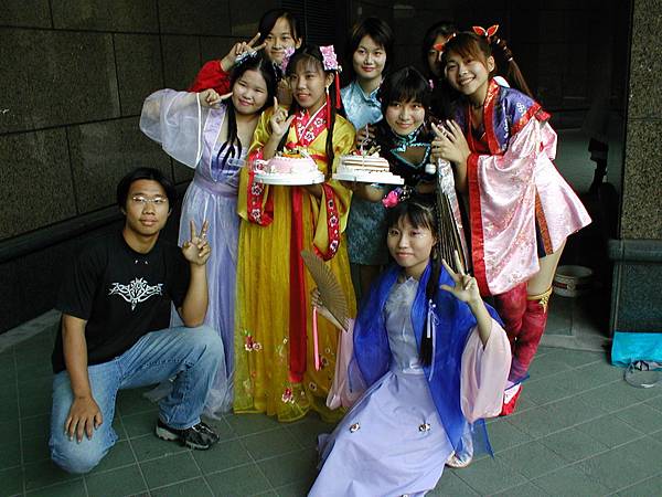 2002-112 050.jpg