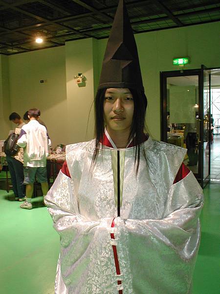 2002-112 009.jpg