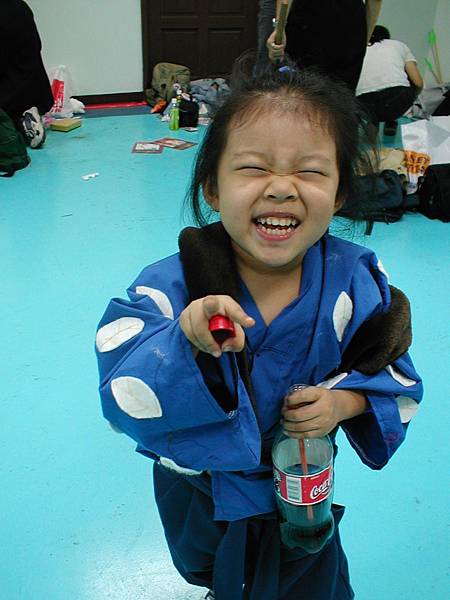 2002-112 024.jpg