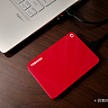 TOSHIBA Canvio Advance V9 1TB USB 3.0 2.5 吋外接式行動硬碟開箱 (6).png