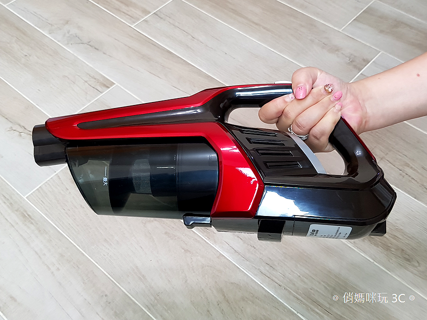 TiDdi 無線手持吸塵器 S116 開箱 (俏媽咪玩 3C) (7).png TiDdi 無線手持吸塵器 S116 開箱 (俏媽咪玩 3C) (7).png