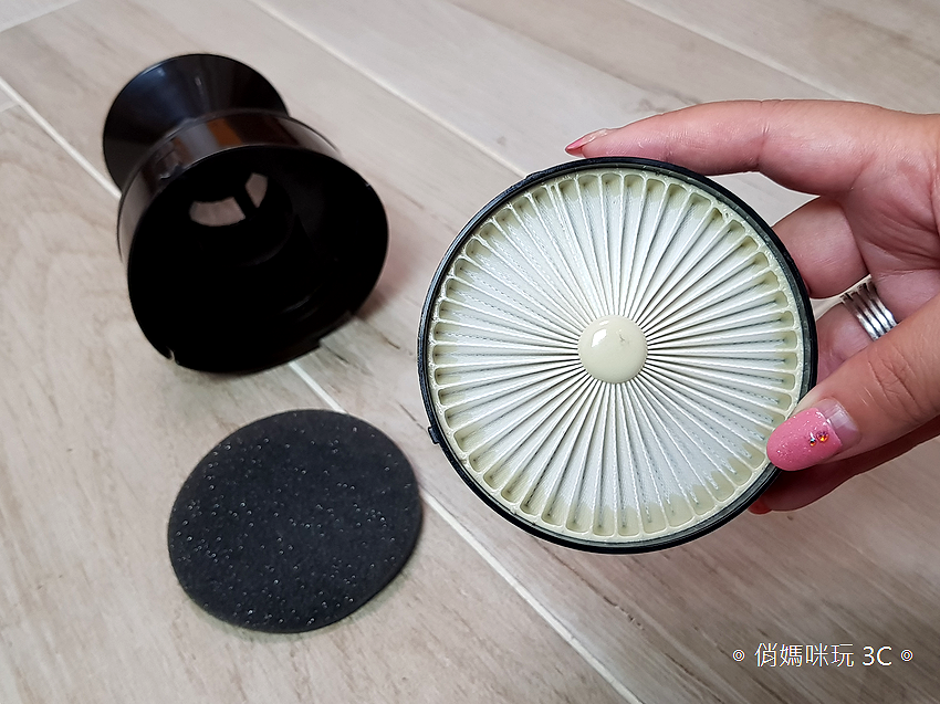 TiDdi 無線手持吸塵器 S116 開箱 (俏媽咪玩 3C) (12).png TiDdi 無線手持吸塵器 S116 開箱 (俏媽咪玩 3C) (12).png