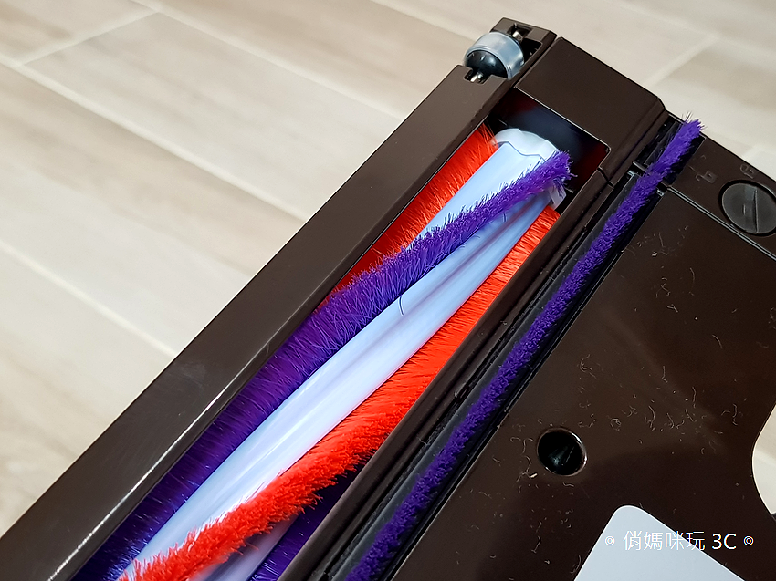 TiDdi 無線手持吸塵器 S116 開箱 (俏媽咪玩 3C) (21).png TiDdi 無線手持吸塵器 S116 開箱 (俏媽咪玩 3C) (21).png