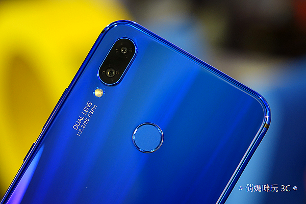 HUAWEI nova 3、nova 3i (俏媽咪玩3C) 開箱 (22).png