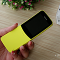 NOKIA 8110 4G 版開箱(俏媽咪玩3C) (5).png