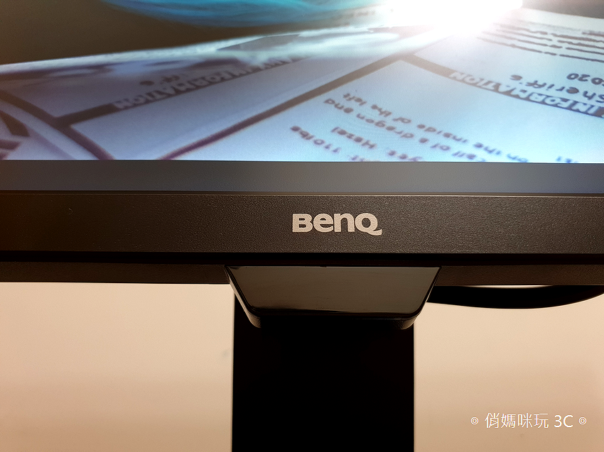 BenQ 24 型 IPS 寬螢幕窄邊框 GW2480 開箱 (俏媽咪玩 3C) (36).png