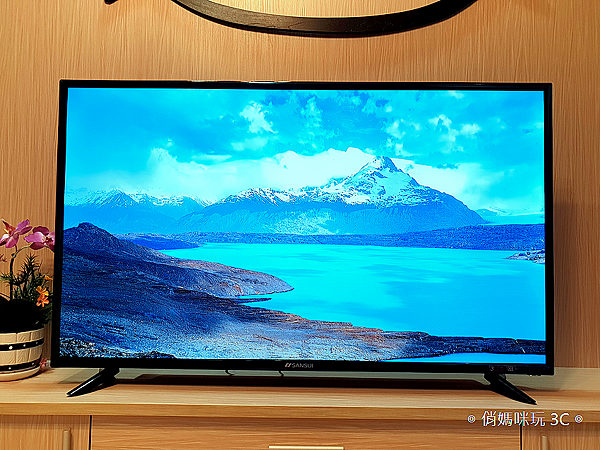 SANSUI 山水 49 型 4K 低音砲液晶顯示器 SLED-49ST8 開箱 (俏媽咪玩 3C) (54).png