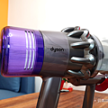 戴森 Dyson V11 Absolute+ 無線吸塵器開箱 (俏媽咪玩 3C) (24).png