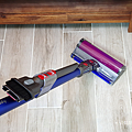 戴森 Dyson V11 Absolute+ 無線吸塵器開箱 (俏媽咪玩 3C) (34).png