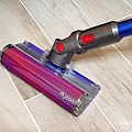 戴森 Dyson V11 Absolute+ 無線吸塵器開箱 (俏媽咪玩 3C) (45).png