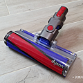 戴森 Dyson V11 Absolute+ 無線吸塵器開箱 (俏媽咪玩 3C) (13).png