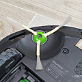 iRobot Roomba i7+ 掃地機器人開箱 (俏媽咪玩 3C) (17).png