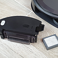 iRobot Roomba i7+ 掃地機器人開箱 (俏媽咪玩 3C) (27).png