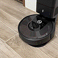 iRobot Roomba i7+ 掃地機器人開箱 (俏媽咪玩 3C) (40).gif