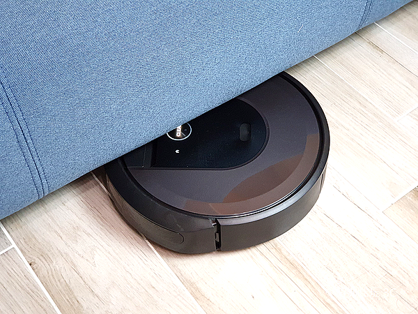 iRobot Roomba i7+ 掃地機器人開箱 (俏媽咪玩 3C) (46).png