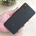 Google Pixel 4a 開箱(俏媽咪玩3C) (8).png