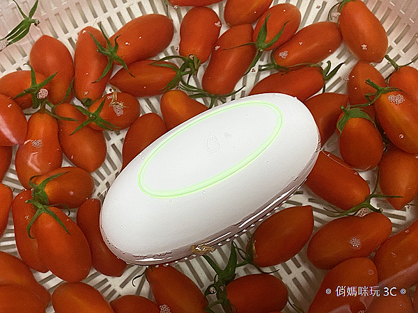 ASUS PureGO 蔬果洗淨偵測器開箱 (俏媽咪玩 3C) (22).png