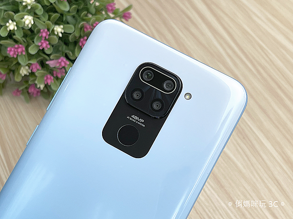 Redmi Note 9 開箱 (俏媽咪玩 3C) (15).png