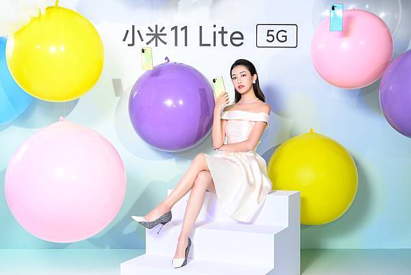 小米11 Lite 5G直播發布會邀請到時尚女神宋蘋恩，分享對於小米11 Lite 5G亮眼外型、強大拍攝功能的愛用心得。.jpg