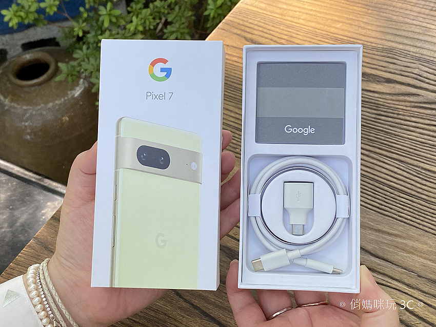 Google Pixel 7 開箱 (俏媽咪玩 3C) (4).png