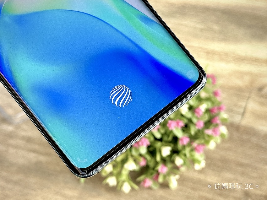vivo V25 Pro 開箱 (俏媽咪玩 3C) (34).png