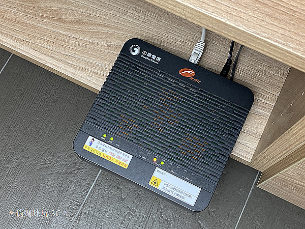 中華電信光世代搭配「Wi-Fi 全屋通」讓家中每個角落都有完美無線網路訊號 (俏媽咪玩 3C) (2).png