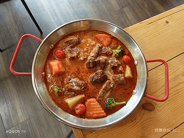 SHARP AQUOS R8s 拍照分享 (俏媽咪玩 3C) (63).png