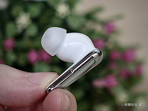 soundcore Liberty 4 Pro 降噪真無線藍牙耳機-開箱評測心得分享 (俏媽咪玩 3C) (15).png