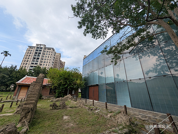 Google Pixel 10 Pro 智慧型手機開箱-相機拍照分享心得 (俏媽咪玩3C) (32).png