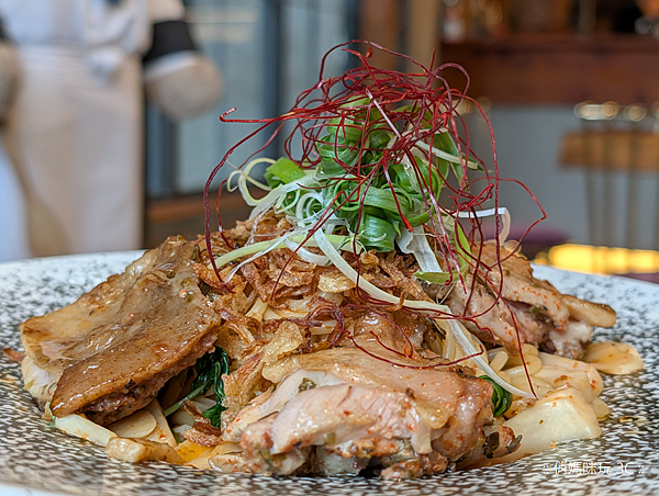 Google Pixel 10 Pro 智慧型手機開箱-相機拍照分享心得 (俏媽咪玩3C) (66).png