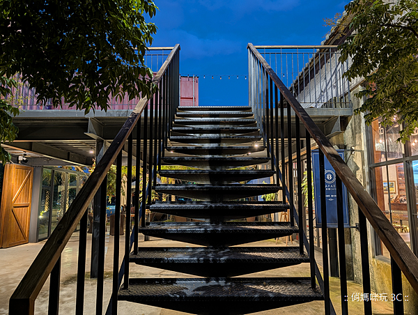 Google Pixel 10 Pro 智慧型手機開箱-相機拍照分享心得 (俏媽咪玩3C) (72).png